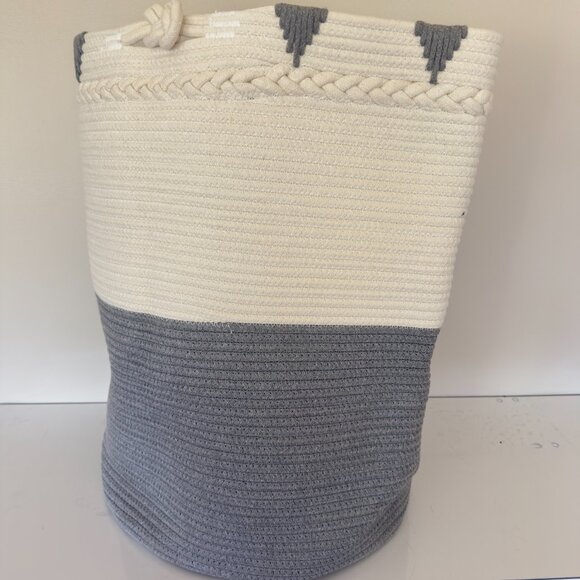 Brand New Large Blanket Basket 22"x16" Gray&Cream White - Picture 9 of 11
